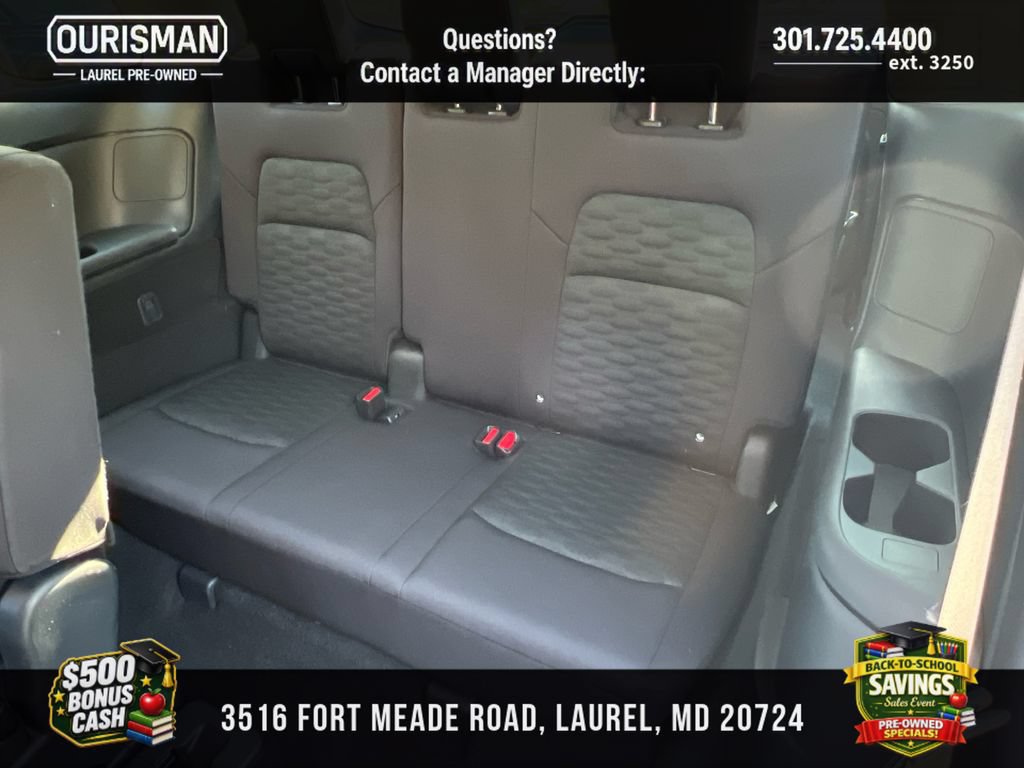 Used 2025 Nissan Pathfinder SV FWD image 17
