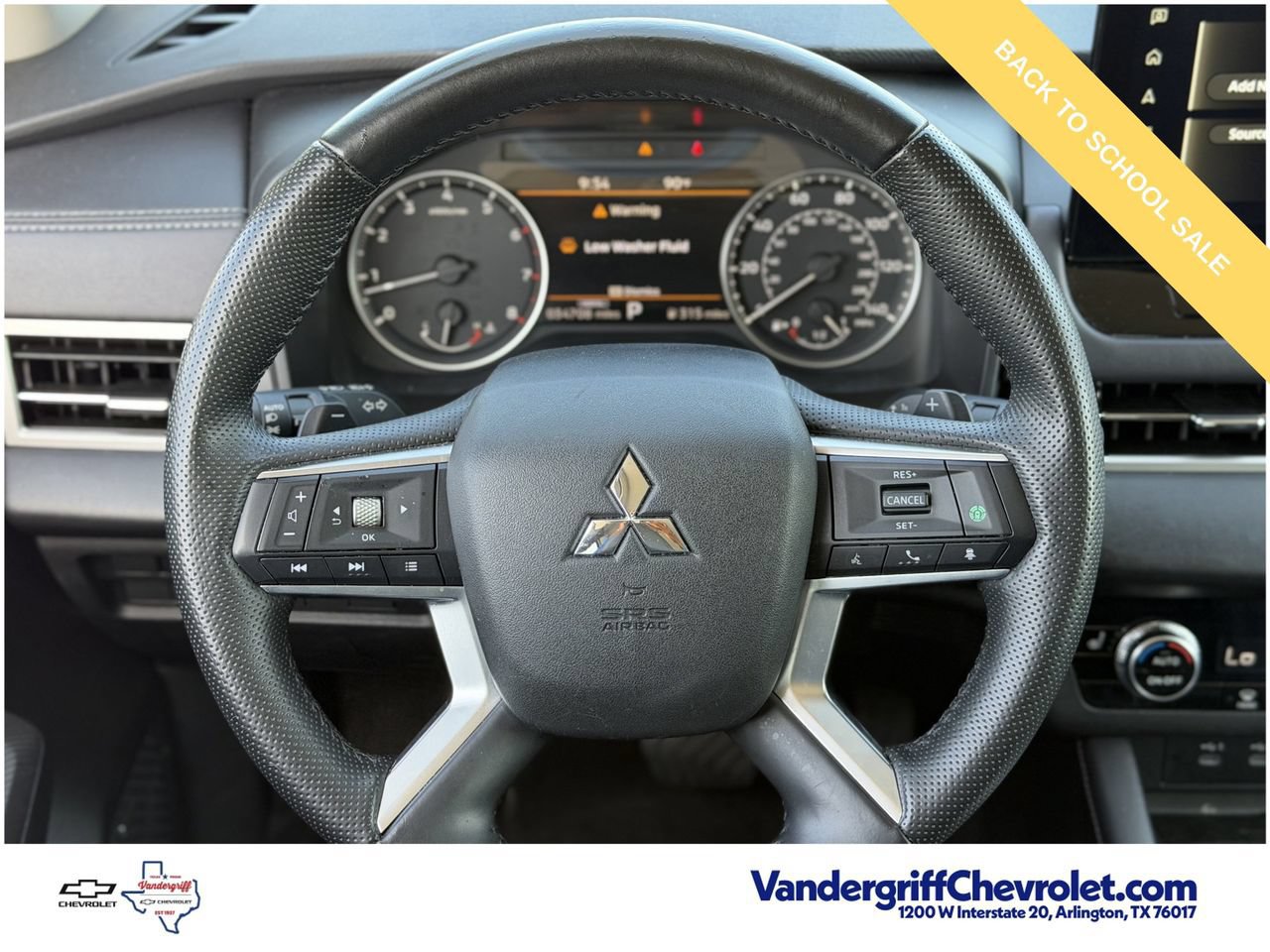 Used 2025 Mitsubishi Outlander SE FWD image 12