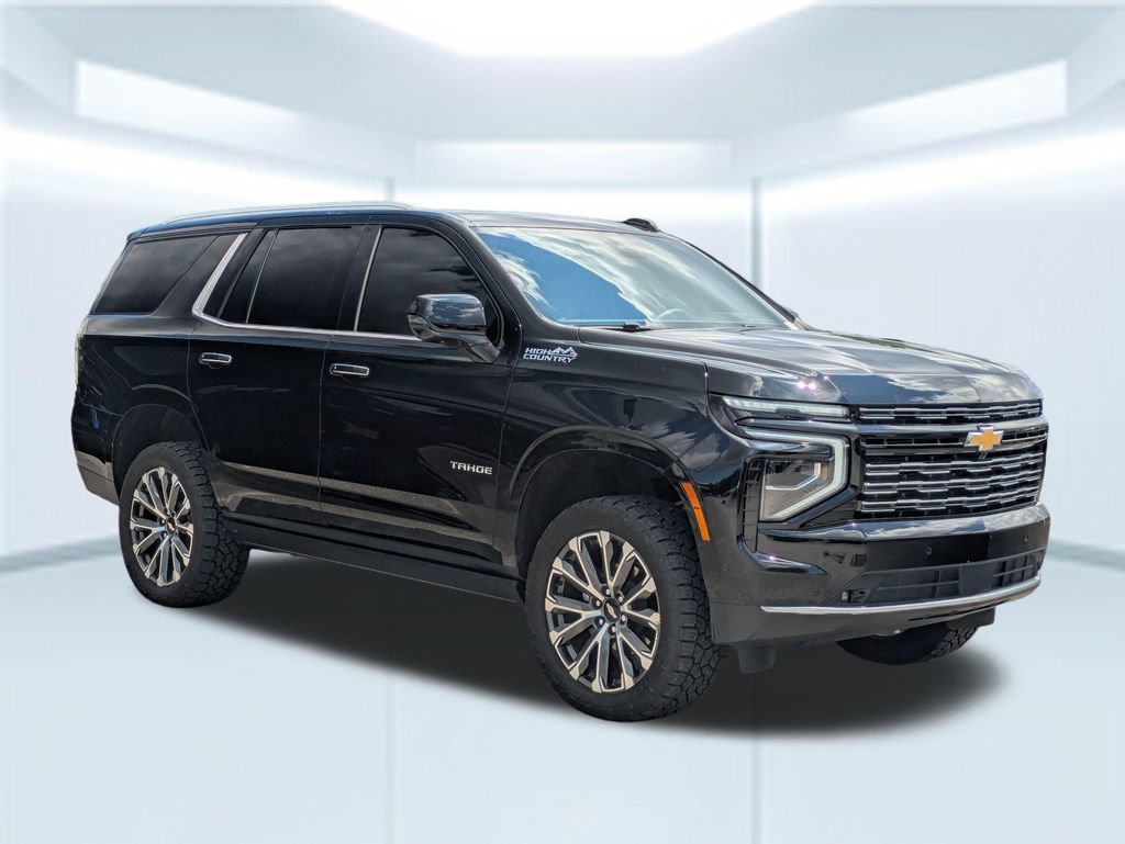 Used 2025 Chevrolet Tahoe High Country AWD/4WD image 7