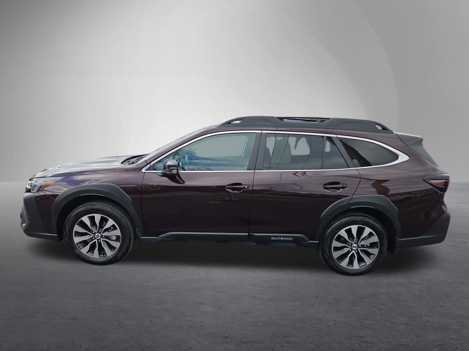 Used 2025 Subaru Outback Limited image 7