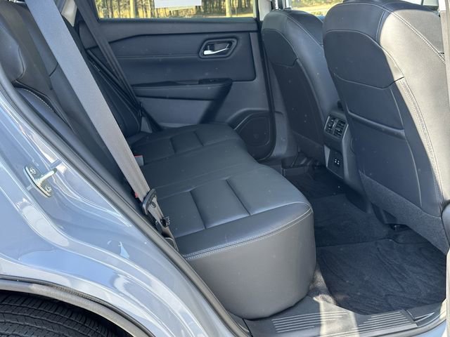 Certified 2025 Nissan Rogue SL image 16