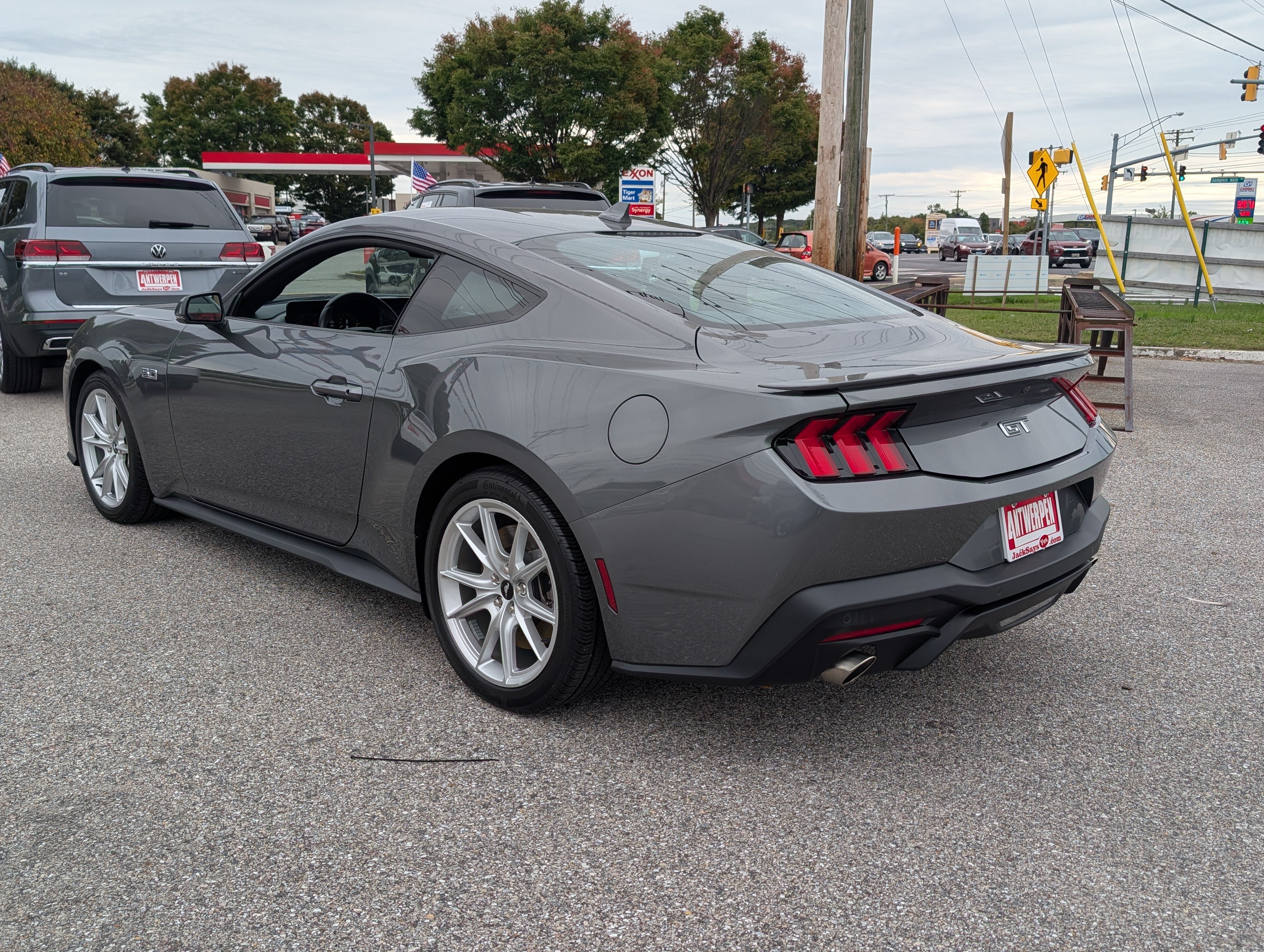Used 2024 Ford Mustang GT Premium RWD image 5