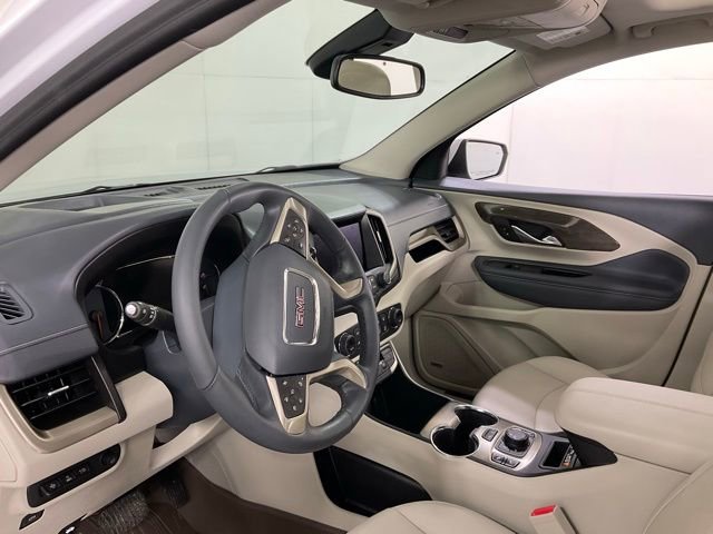 Used 2024 GMC Terrain Denali w/ Denali Premium Package image 23