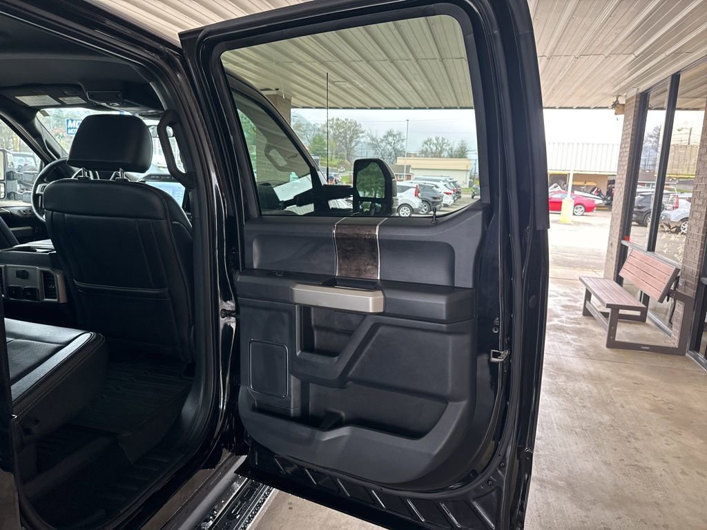 Used 2022 Ford F350 Lariat w/ Lariat Ultimate Package image 25