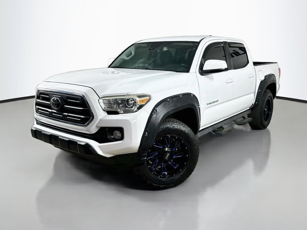 Used 2019 Toyota Tacoma SR5 AWD/4WD image 3