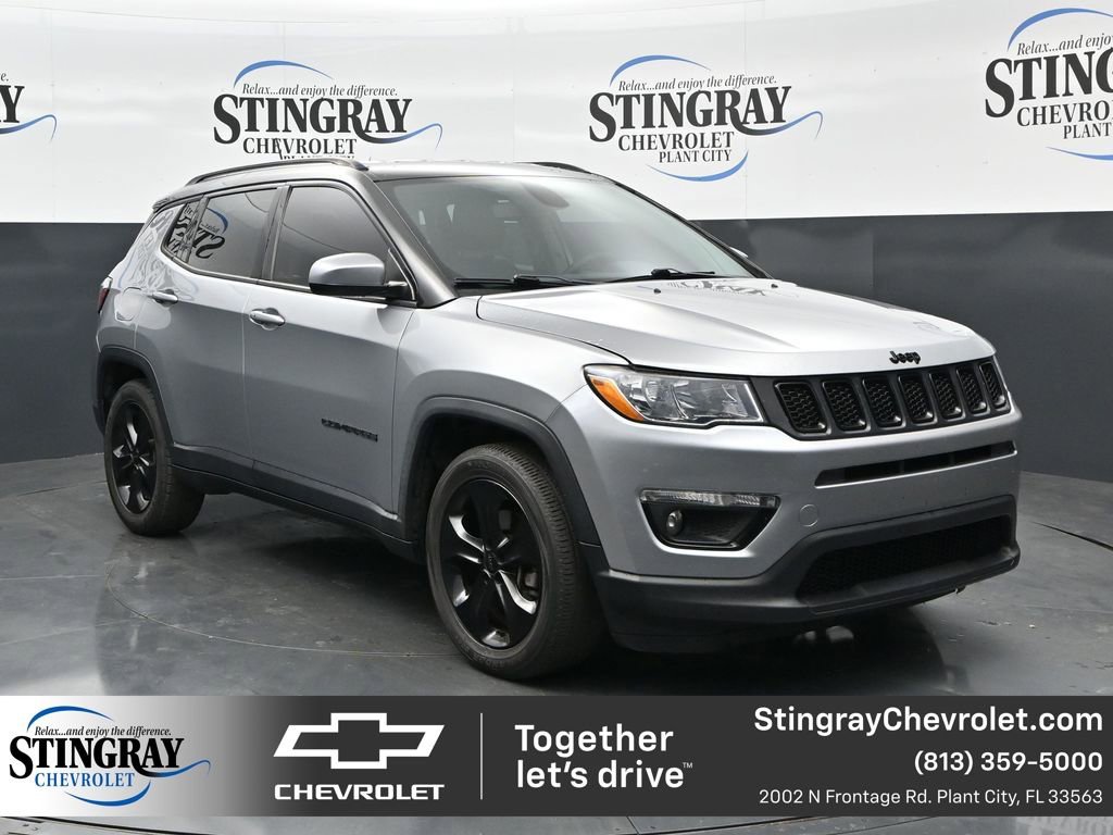 Used 2021 Jeep Compass Latitude FWD image 1