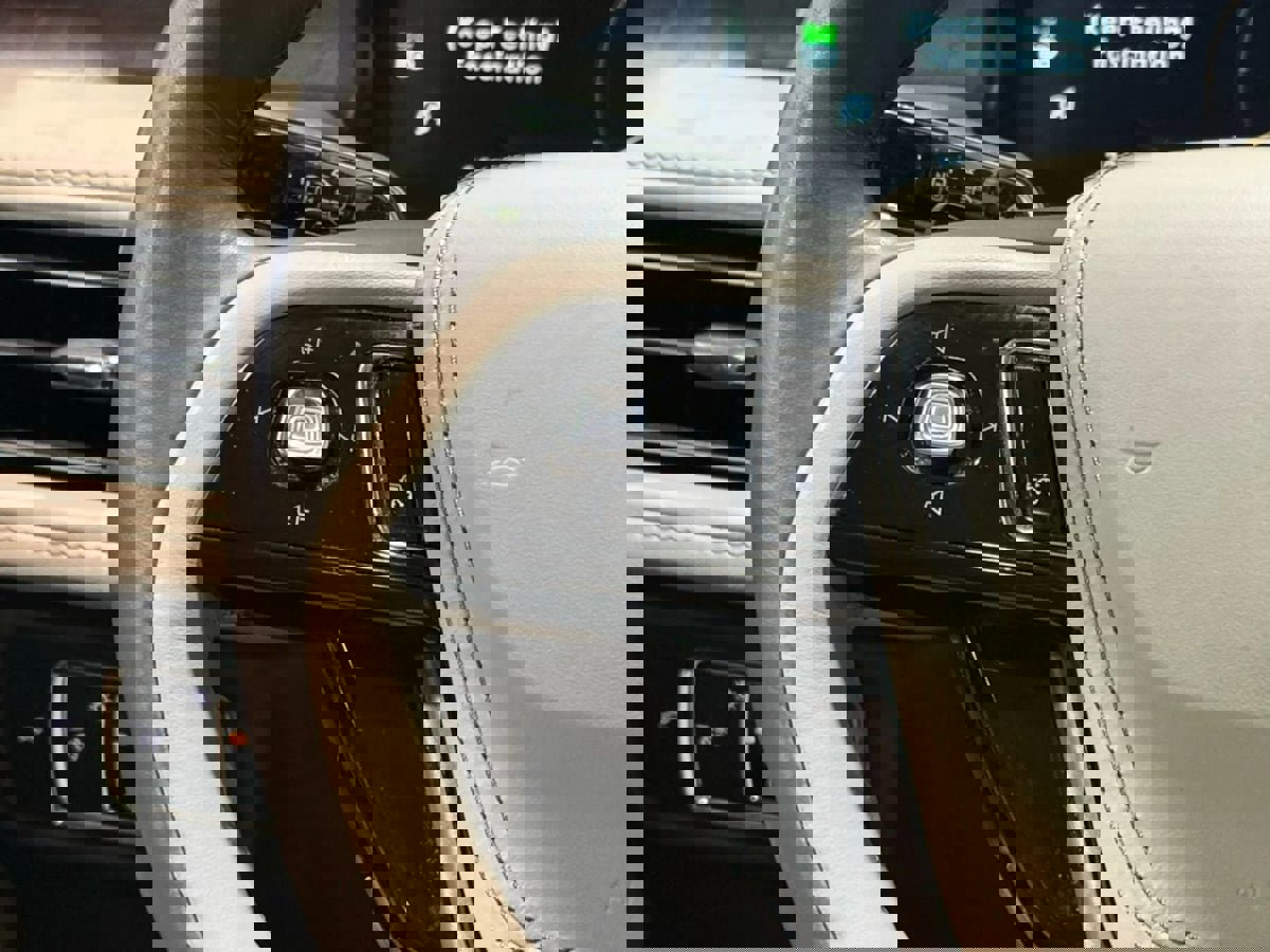 Used 2022 Lincoln Aviator Reserve w/ Equipment Group 201A image 17