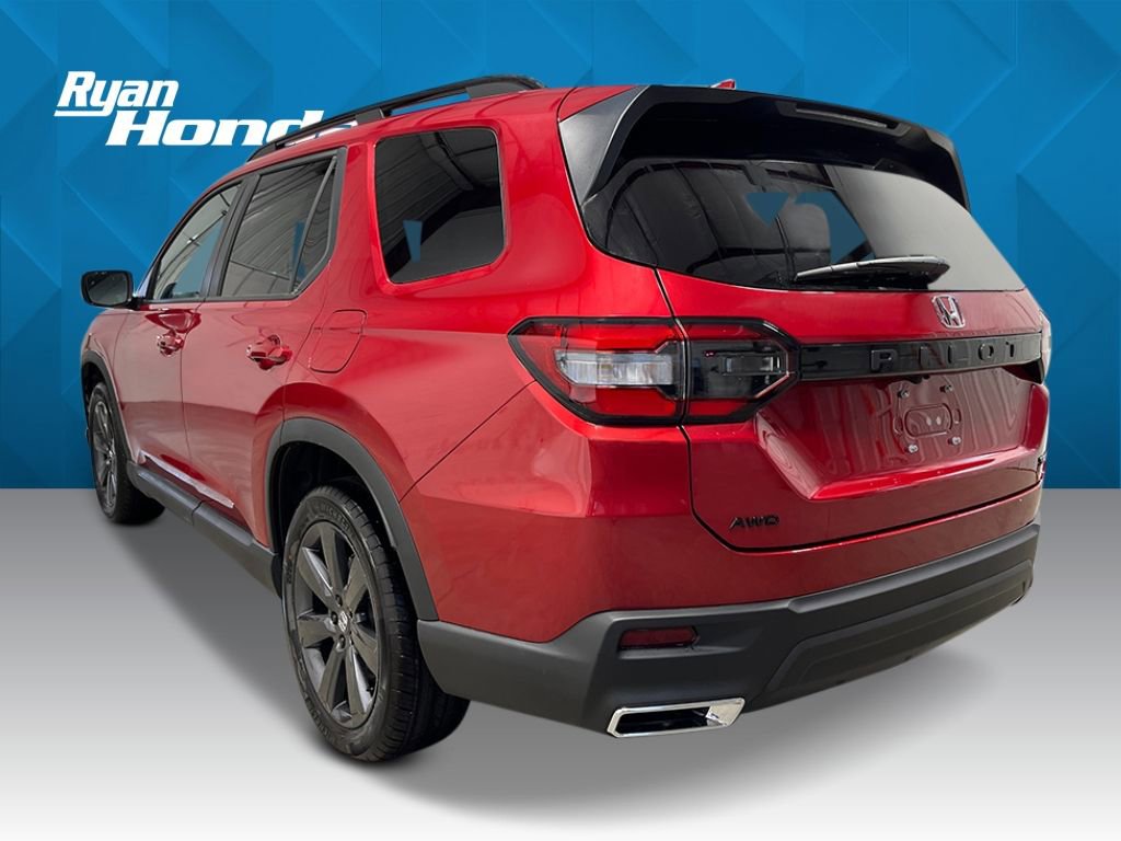 New 2025 Honda Pilot Sport image 3