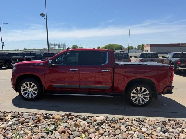Used 2020 Chevrolet Silverado 1500 High Country w/ Technology Package AWD/4WD image 4