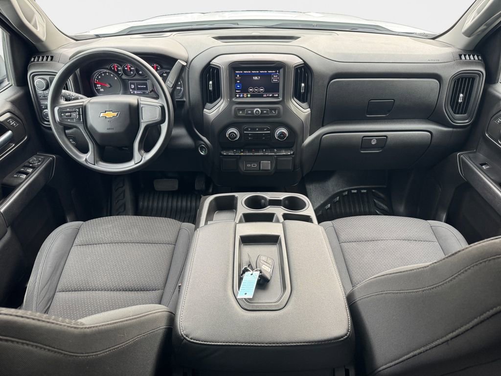Used 2024 Chevrolet Silverado 1500 W/T w/ WT Value Package AWD/4WD image 15