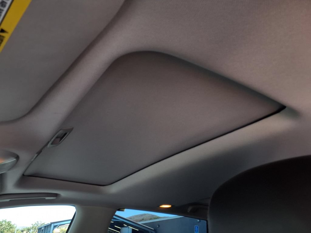 Used 2016 INFINITI QX60 FWD w/ Deluxe Technology Package image 17