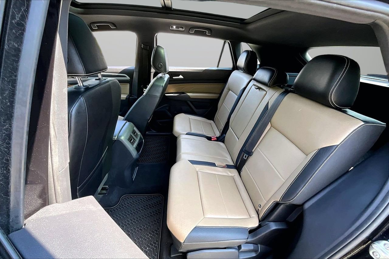 Used 2022 Volkswagen Atlas Cross Sport SE w/ Panoramic Sunroof Package AWD/4WD image 22