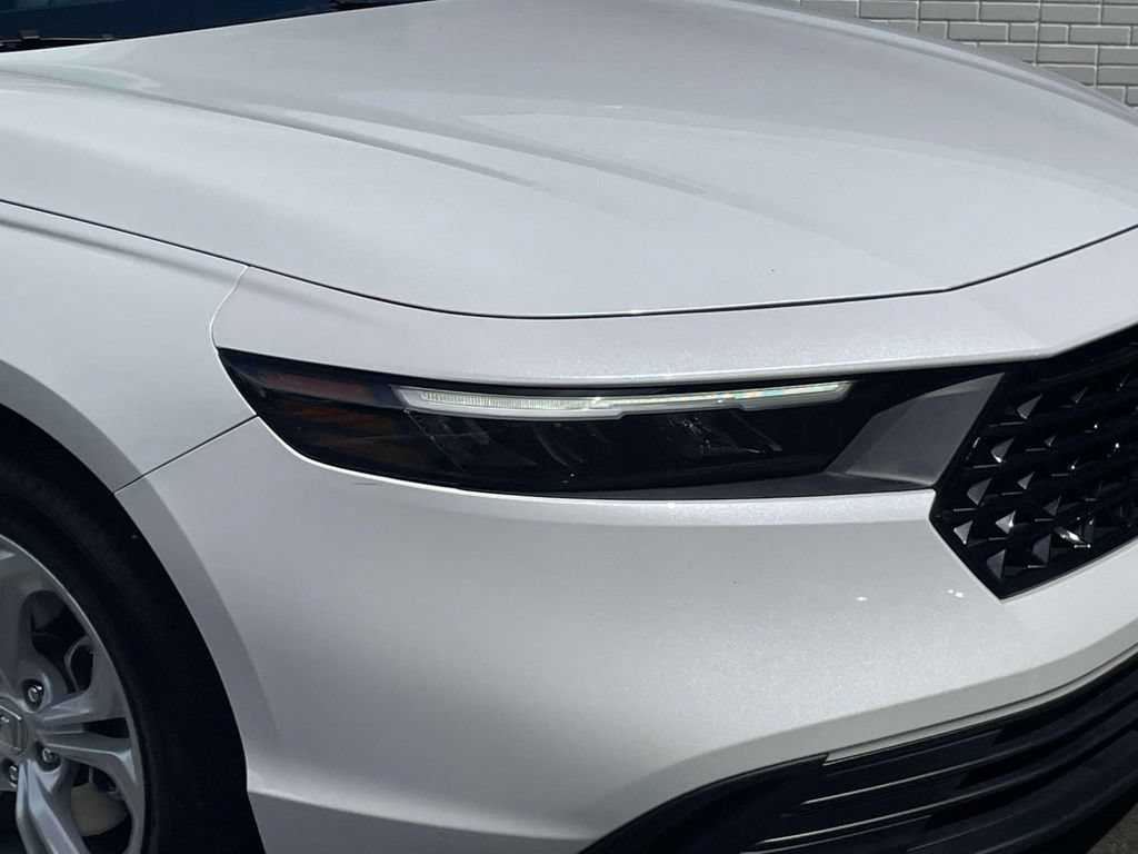 Certified 2024 Honda Accord LX image 9