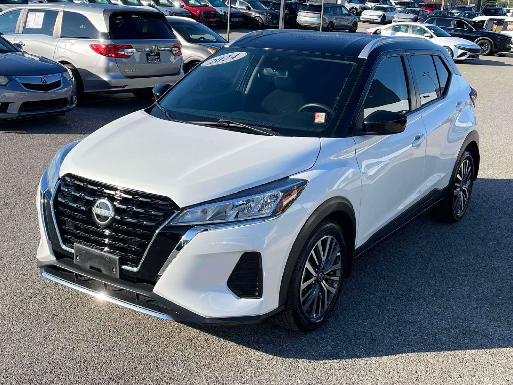 Used 2024 Nissan Kicks SV FWD image 28