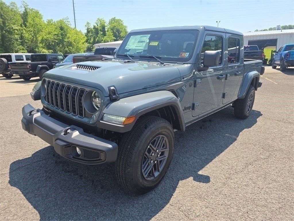 New 2025 Jeep Gladiator Sport image 9