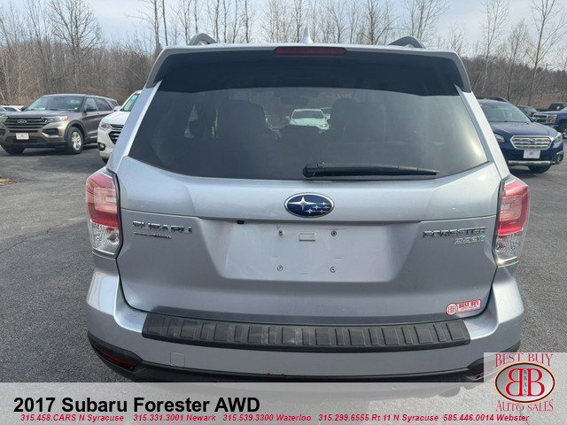 Used 2017 Subaru Forester 2.5i Limited image 4
