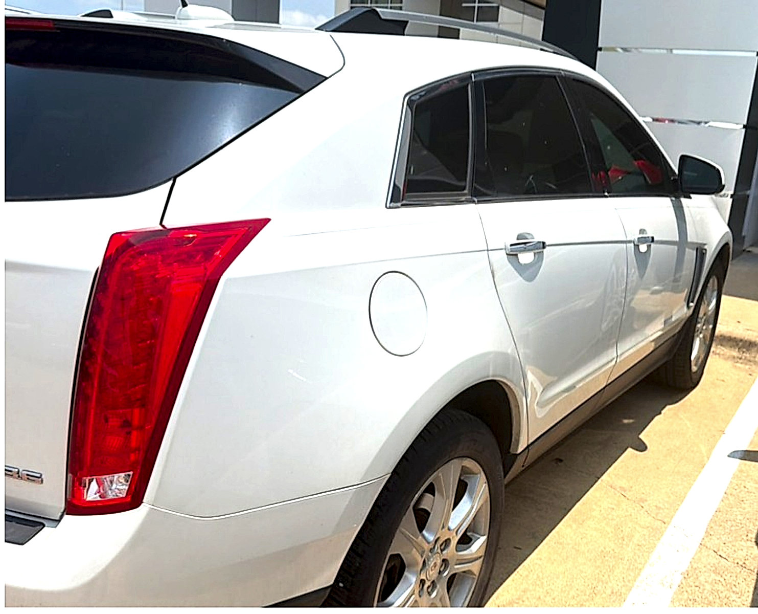Used 2016 Cadillac SRX Performance w/ Driver Awareness Package FWD image 3