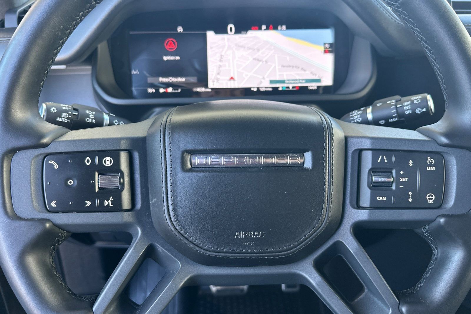 Used 2024 Land Rover Defender 110 X image 28