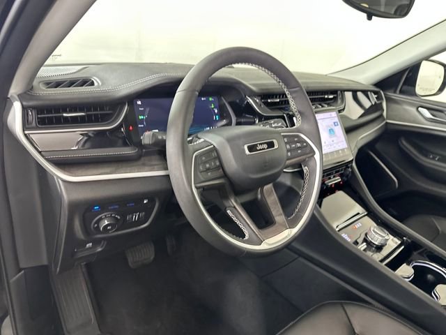 Used 2023 Jeep Grand Cherokee 4WD 4xe image 13