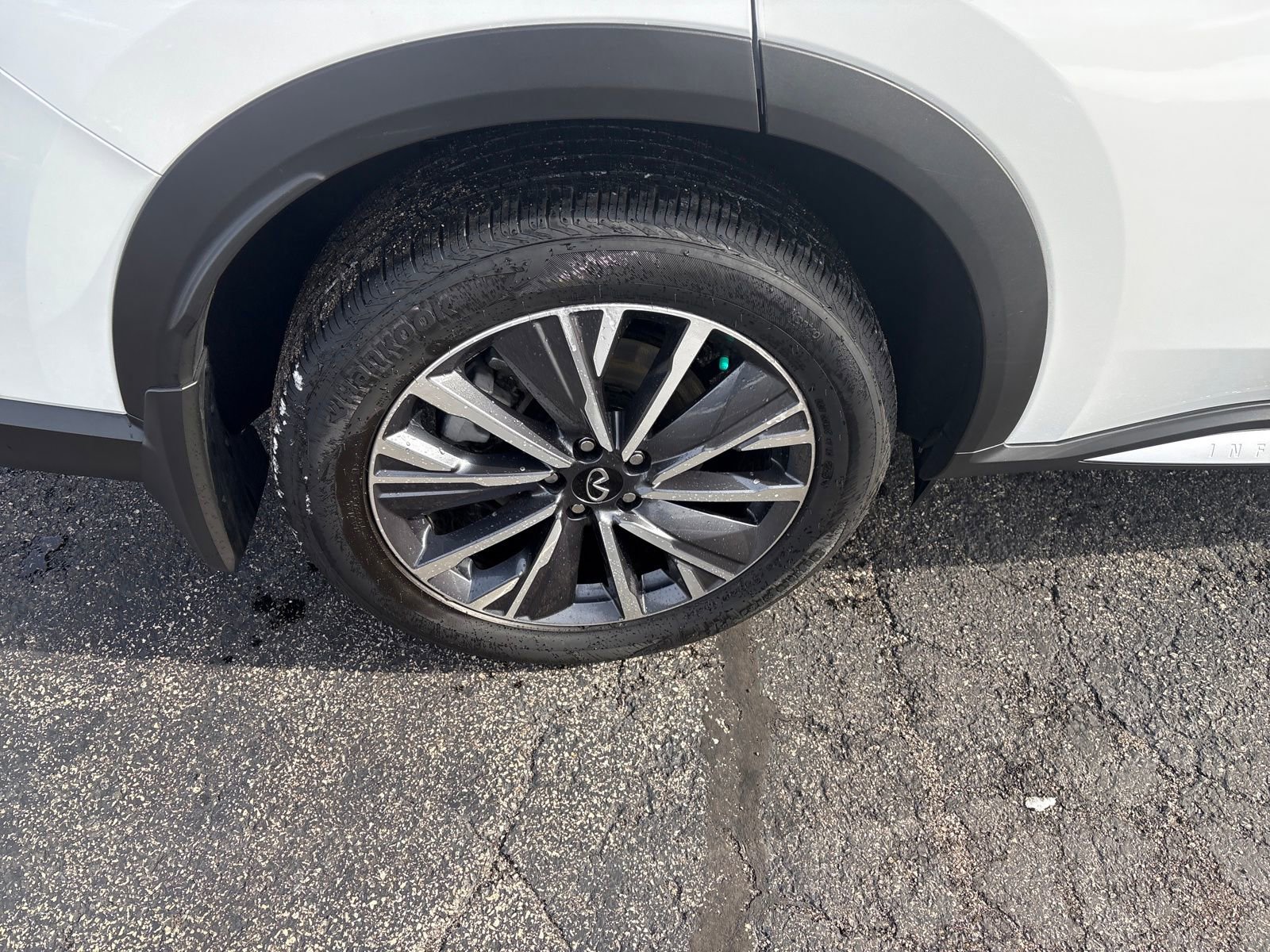 Certified 2026 INFINITI QX60 Luxe w/ Cargo Package image 32