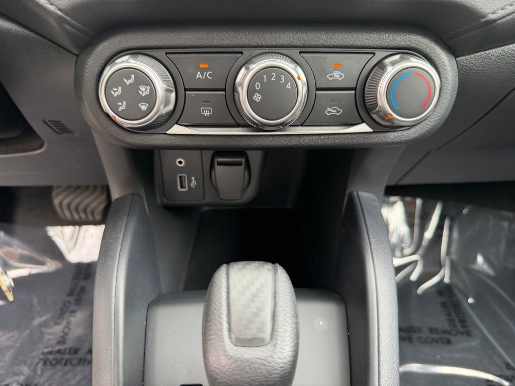 Used 2025 Nissan Versa S w/ Trunk Package FWD image 24