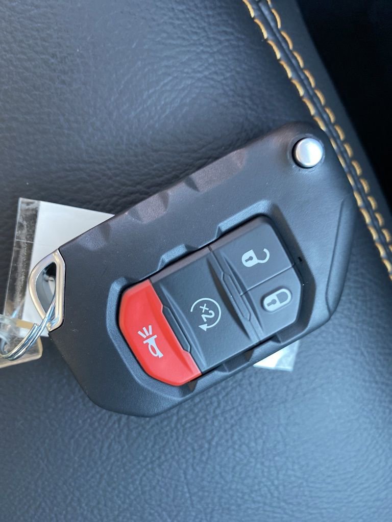 New 2025 Jeep Wrangler Sahara w/ Safety Group image 38