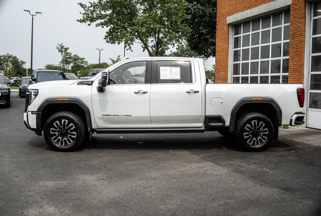 Used 2024 GMC Sierra 2500 Denali Ultimate AWD/4WD image 39
