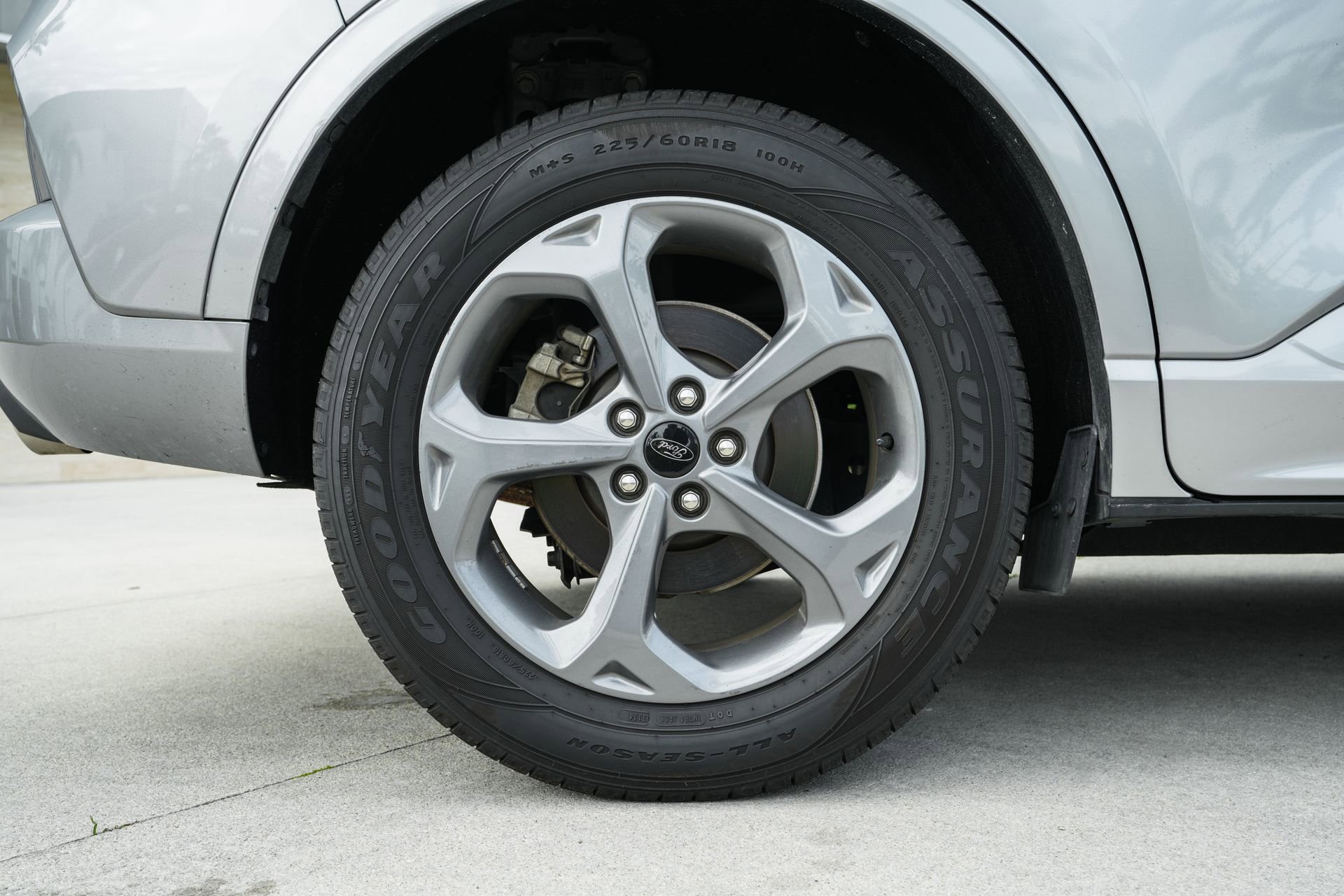 Used 2023 Ford Escape ST-Line image 12