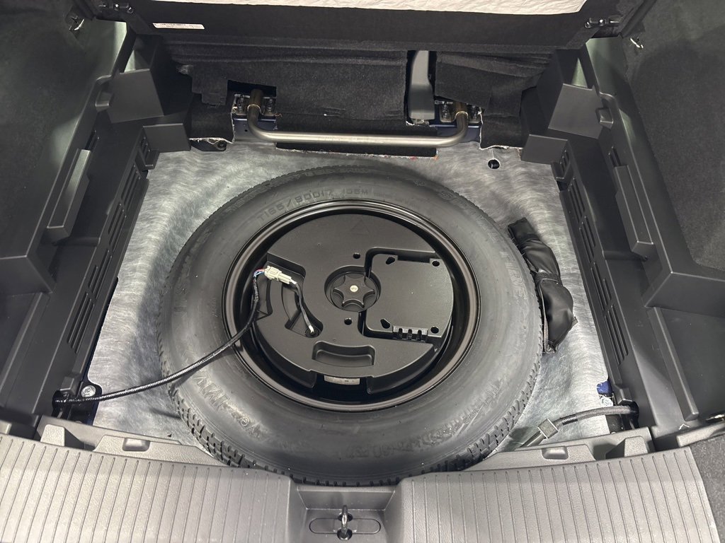 Used 2023 Nissan Rogue SV w/ SV Premium Package image 33