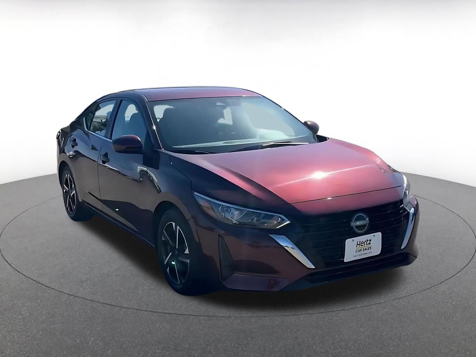 Used 2025 Nissan Sentra SV image 3