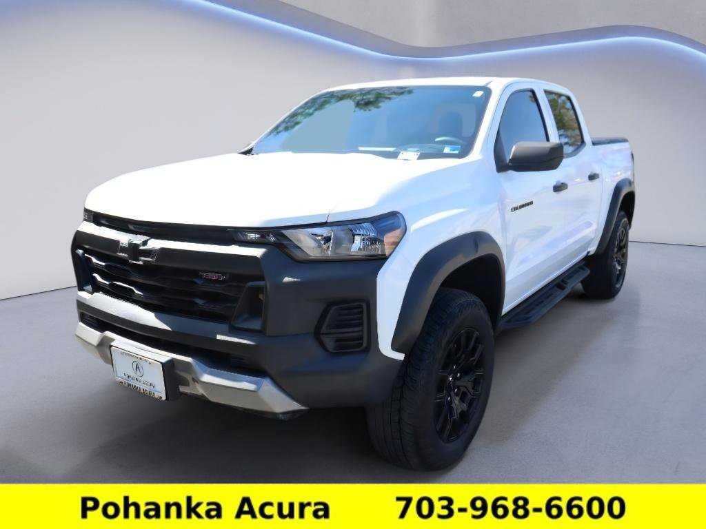 Used 2023 Chevrolet Colorado Trail Boss w/ Advanced Trailering Package AWD/4WD image 3