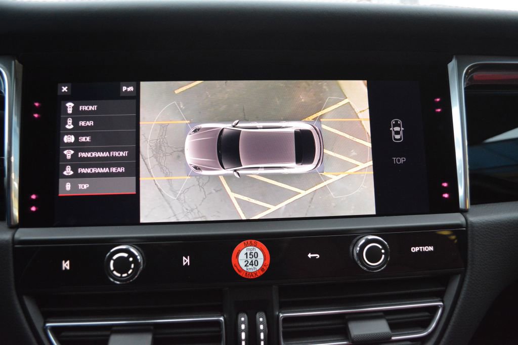 Used 2025 Porsche Macan Turbo image 22