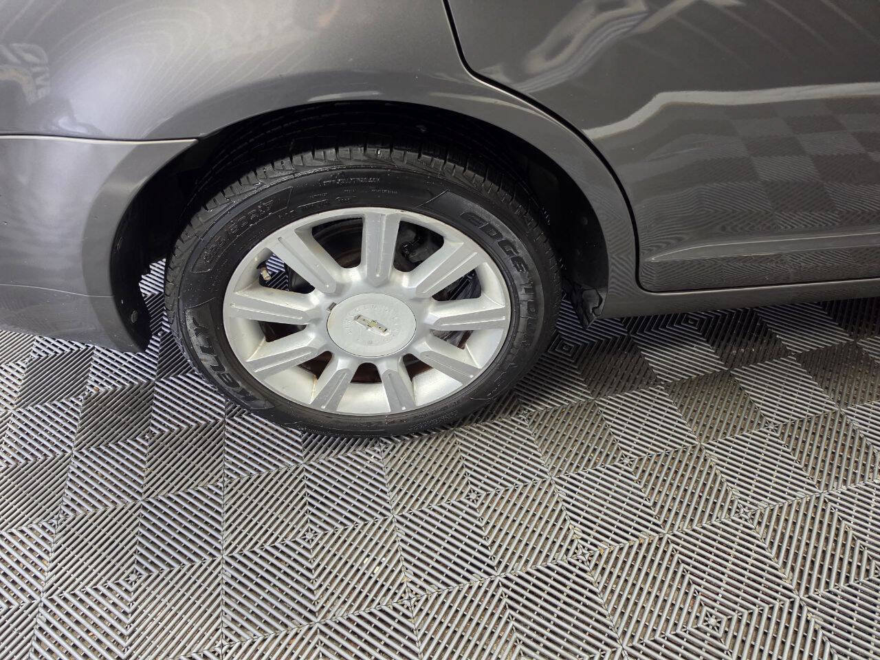 Used 2010 Lincoln MKZ FWD image 28