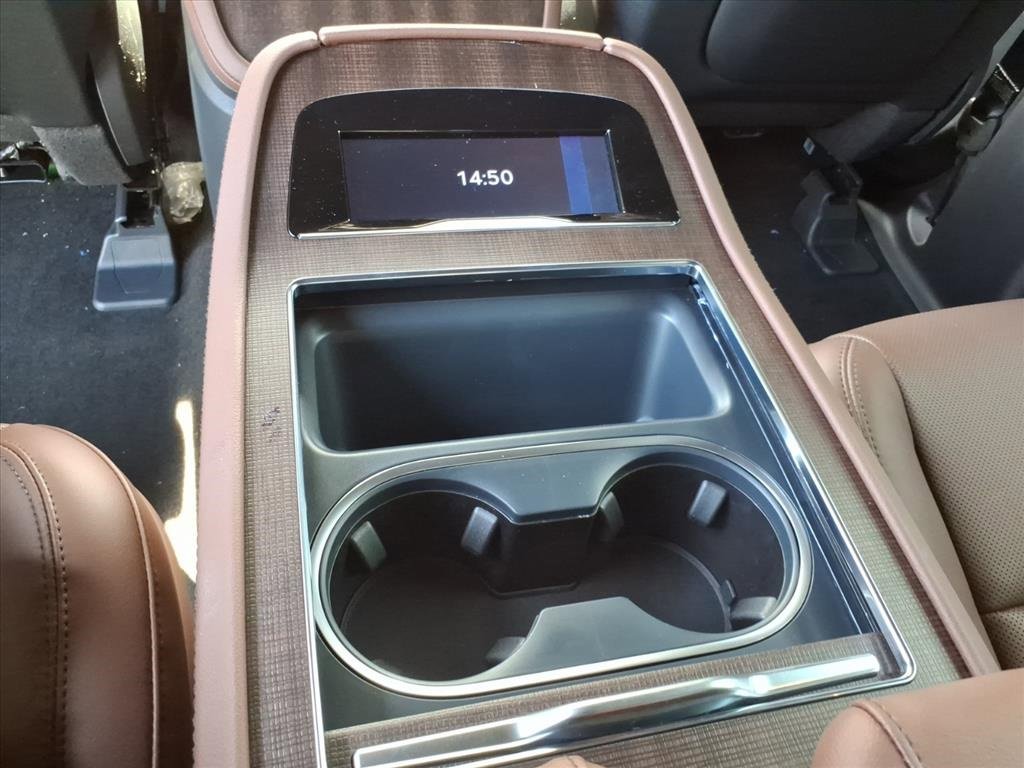 New 2025 Lincoln Navigator Reserve image 13