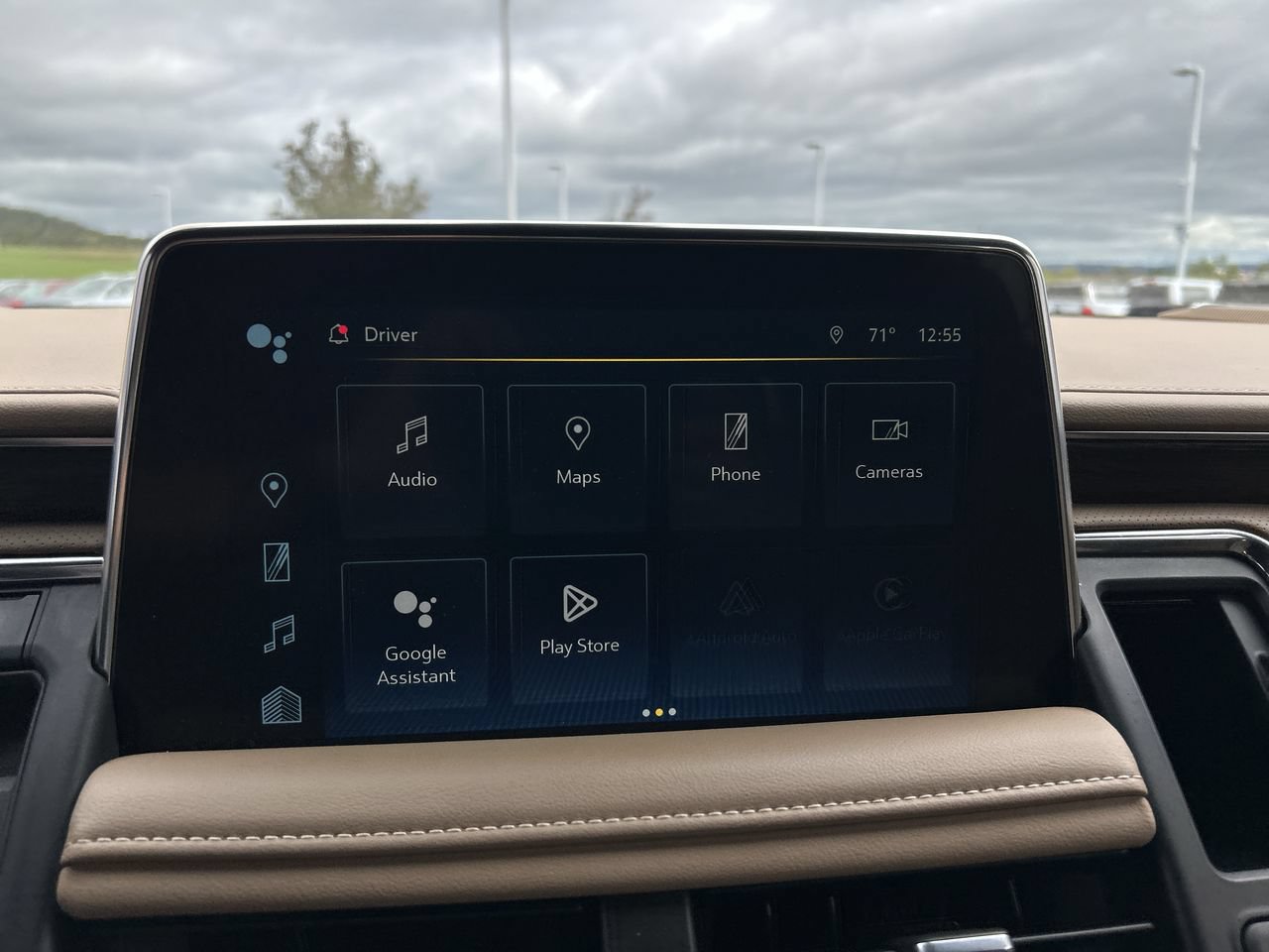 Used 2022 Chevrolet Tahoe Premier AWD/4WD image 34