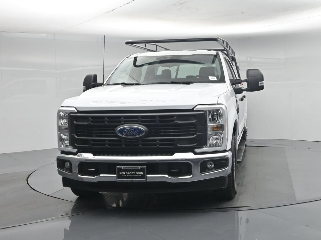 New 2026 Ford F350 XL w/ XL Chrome Package RWD image 29