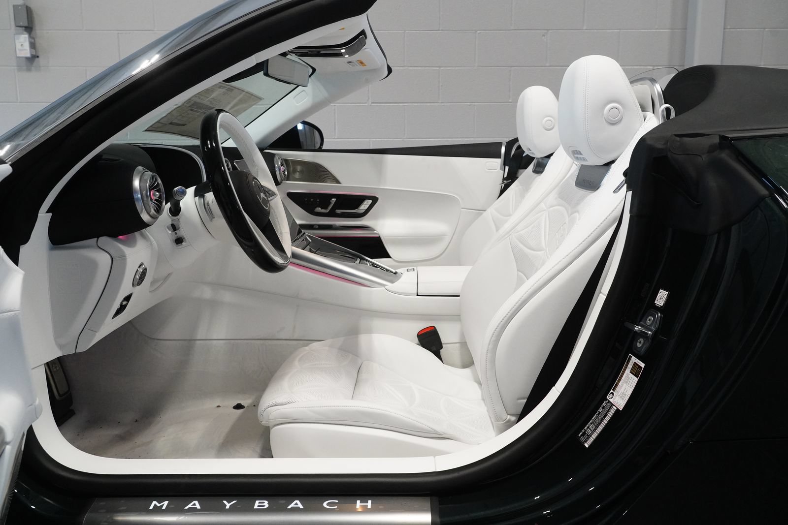 New 2026 Mercedes-Benz Maybach SL 680 image 18