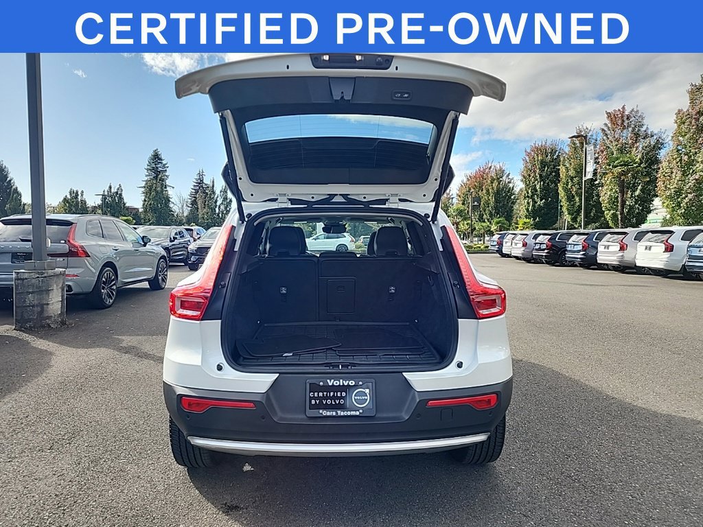 Used 2025 Volvo XC40 B5 Core w/ Protection Package Premier AWD/4WD image 16