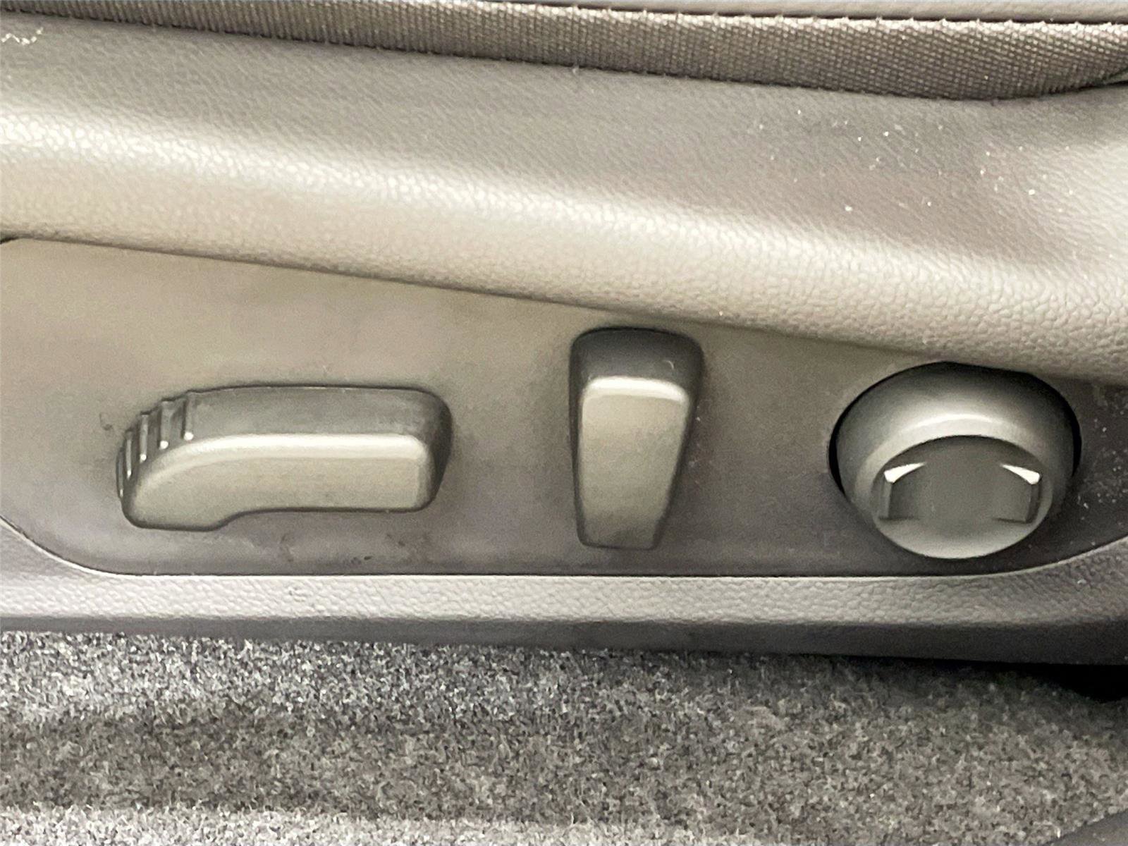 New 2026 Subaru Crosstrek 2.5i Limited w/ Crosstrek Mirror Package image 19