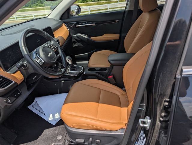 Used 2024 Kia Seltos EX FWD image 14