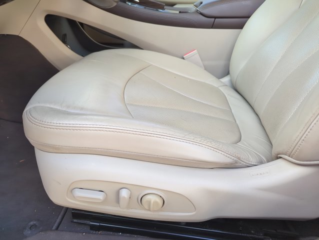 Used 2018 Buick LaCrosse Essence w/ Sights and Sounds Package image 10