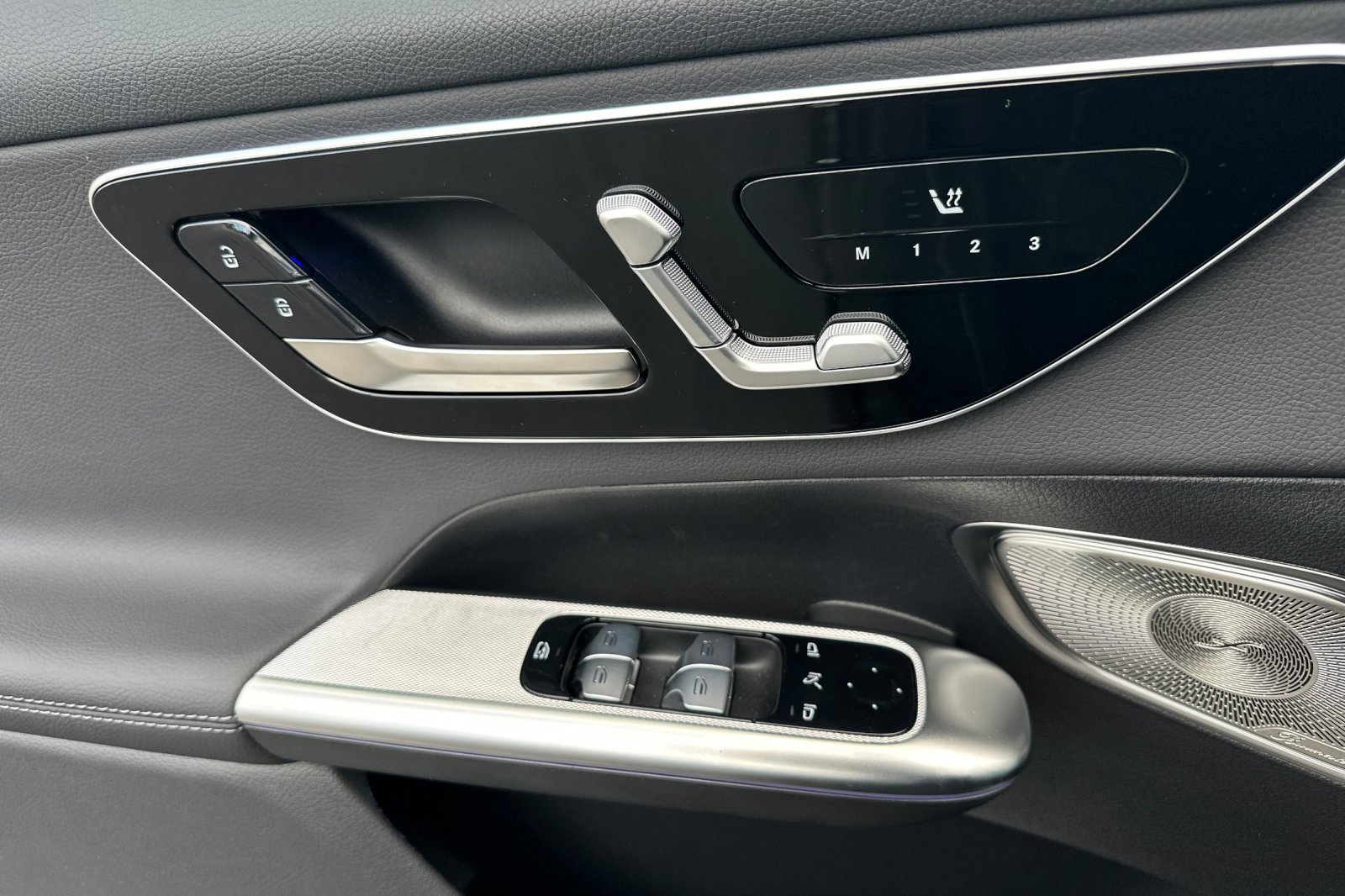 New 2026 Mercedes-Benz GLC 300 300 image 11