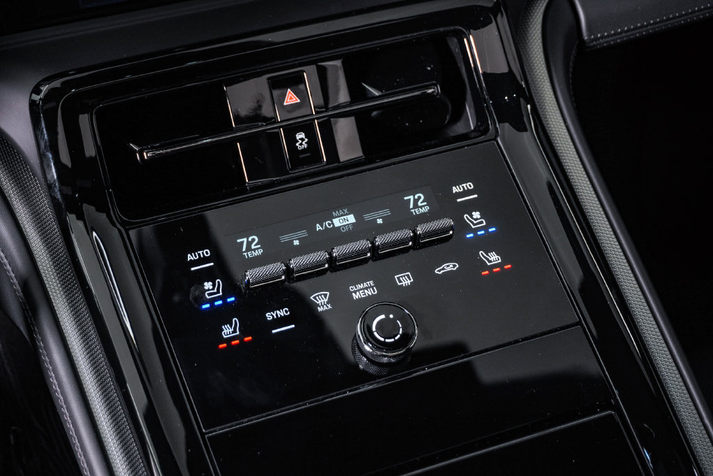 New 2026 Porsche Panamera 4 E-Hybrid AWD/4WD image 23