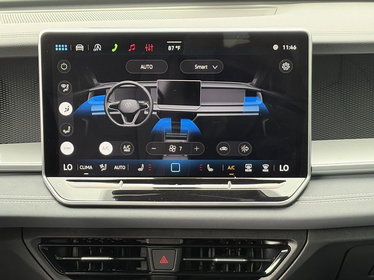 New 2026 Volkswagen Tiguan SE R-Line image 24