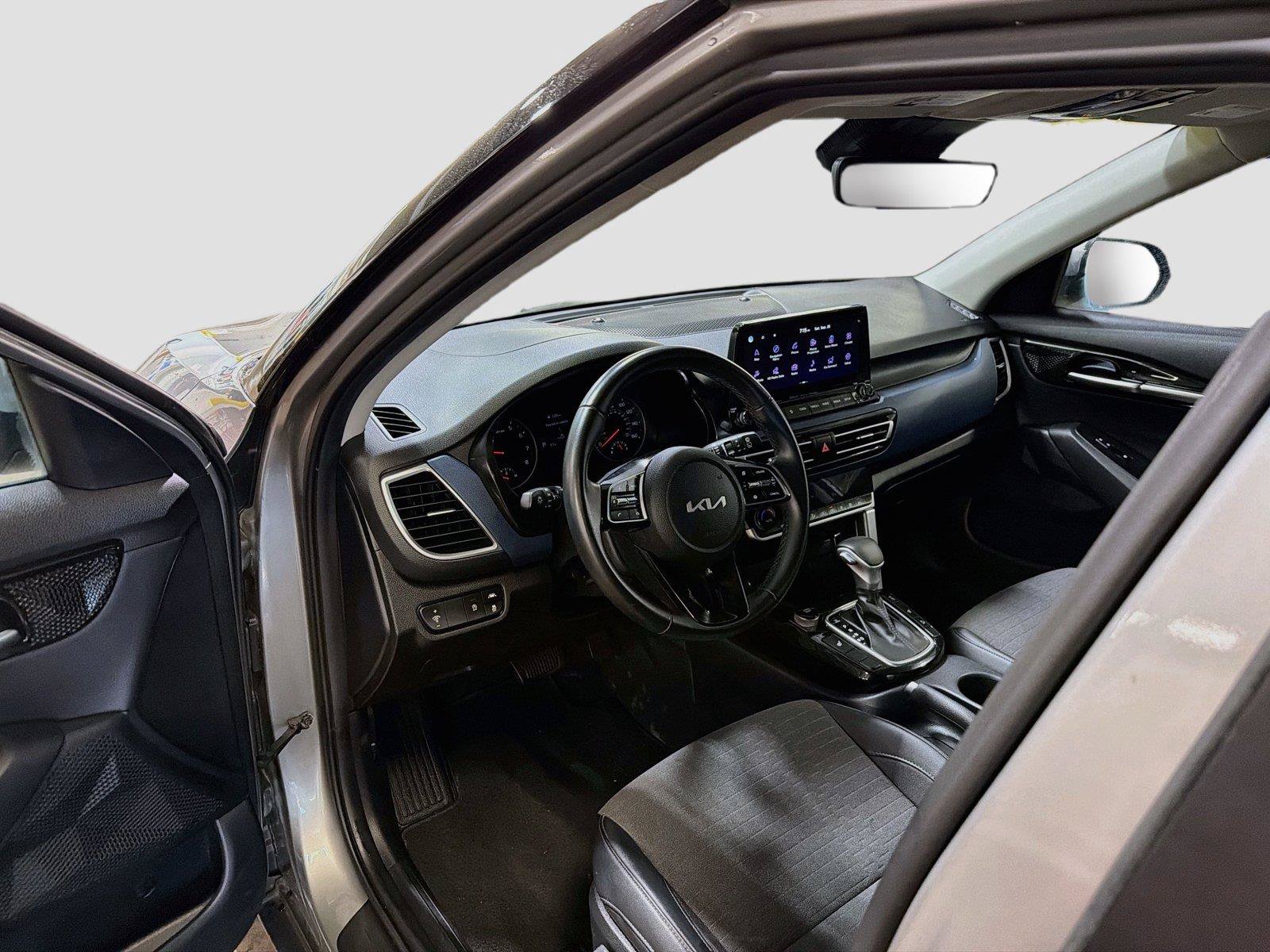 Used 2023 Kia Seltos Nightfall Edition AWD/4WD image 22