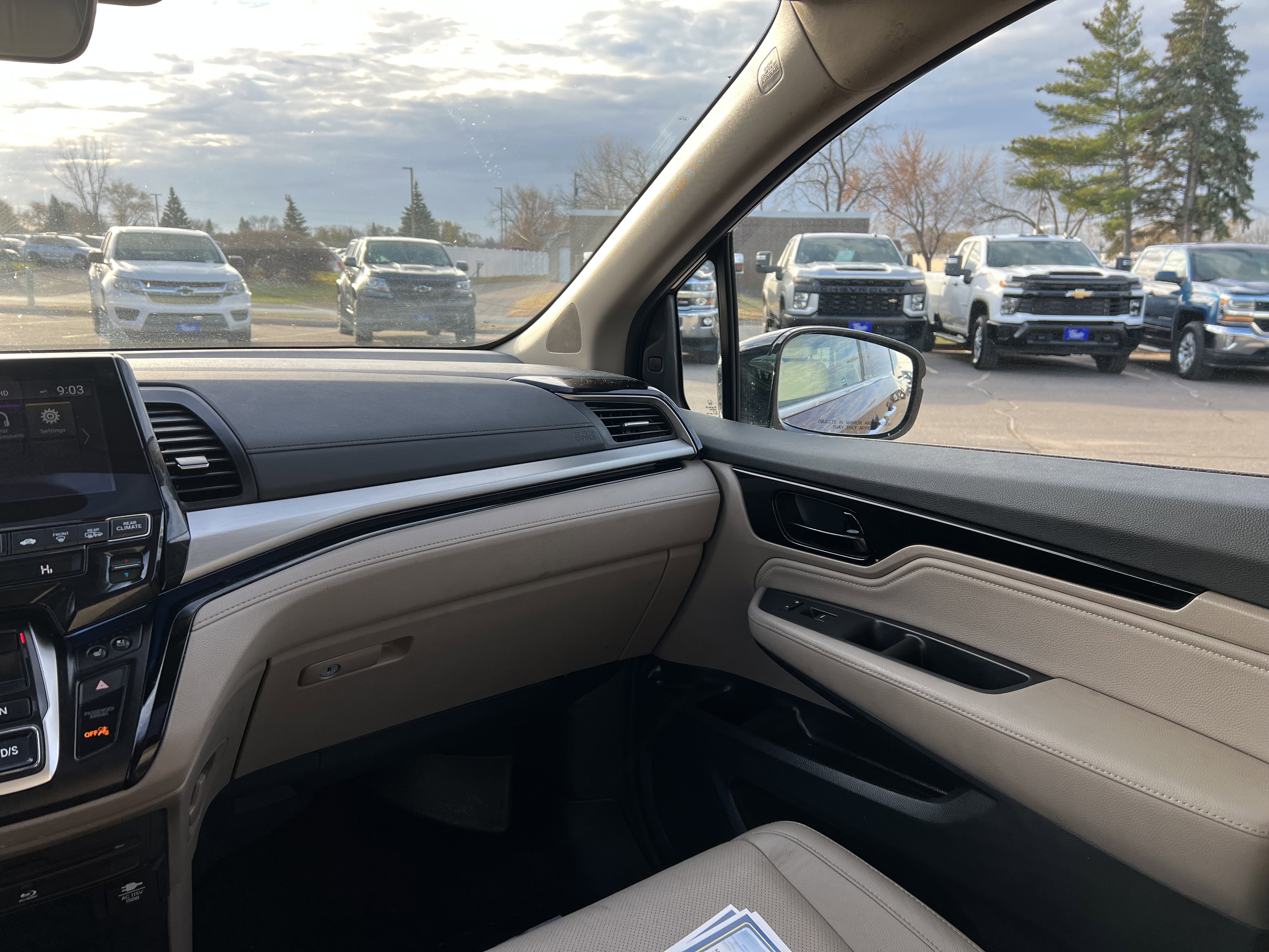 Used 2018 Honda Odyssey Elite image 18