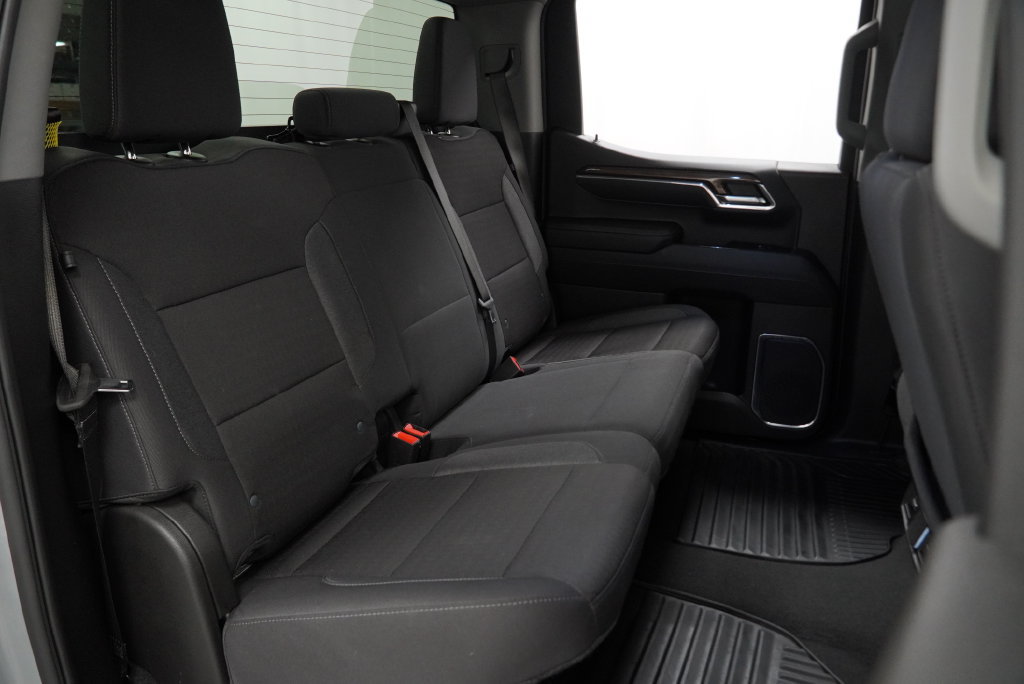 Certified 2024 Chevrolet Silverado 1500 LT AWD/4WD image 38