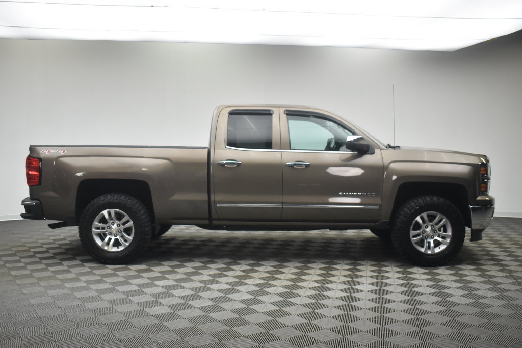 Used 2015 Chevrolet Silverado 1500 LTZ w/ LTZ Plus Package AWD/4WD image 11