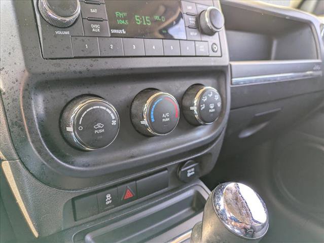 Used 2016 Jeep Patriot Sport w/ Power Value Group image 12