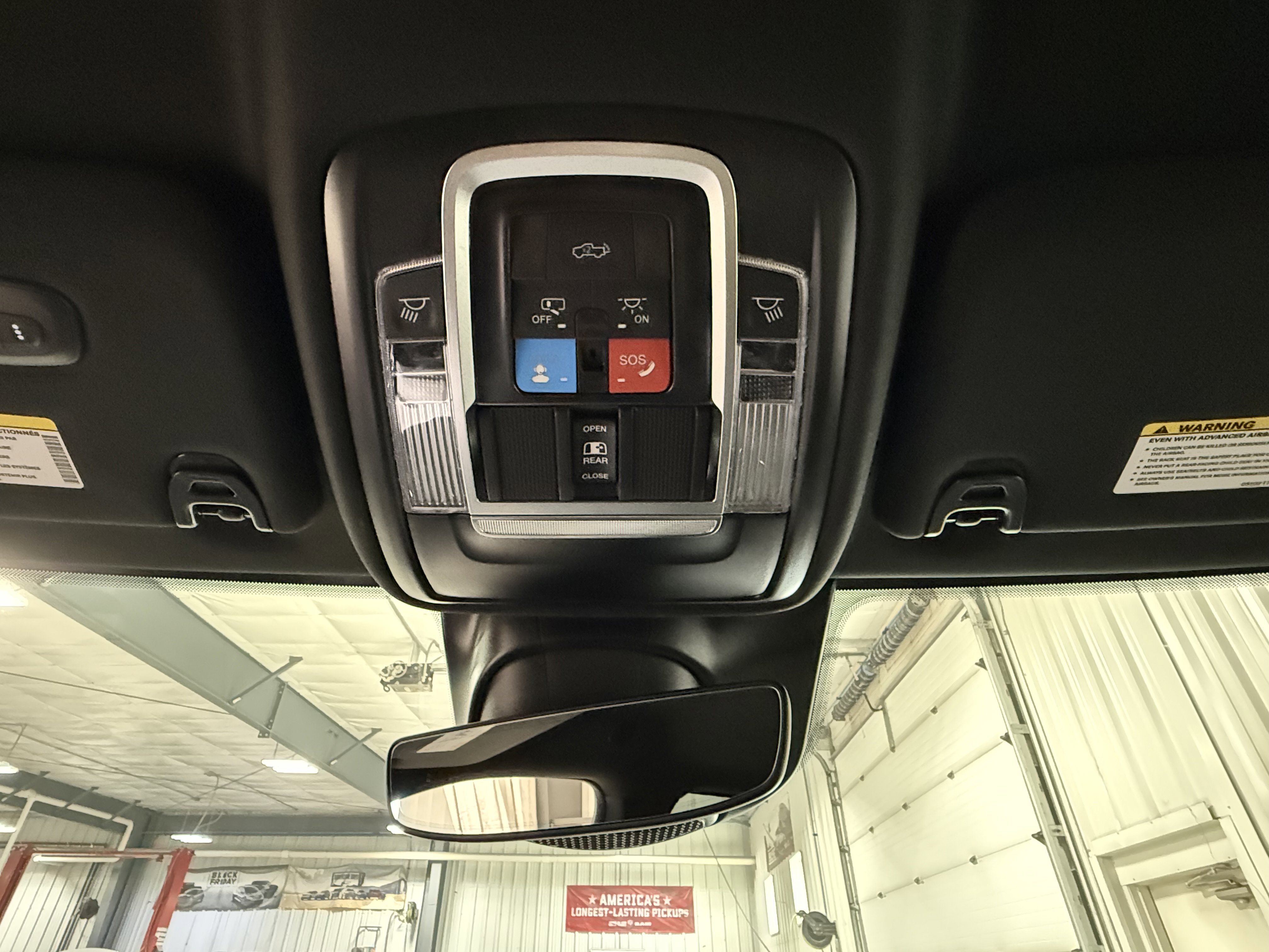 New 2026 RAM 2500 Laramie AWD/4WD image 24